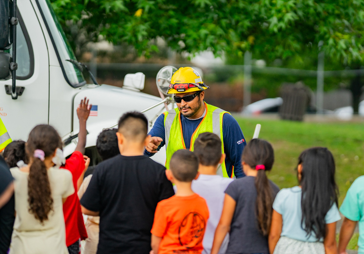  PSEG Long Island volunteers gathered for a group photo at the March of Dimes March for Babies